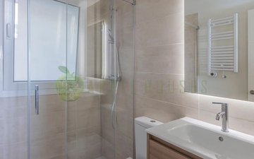 Property slide 36