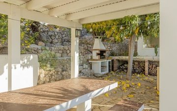 Property slide 46