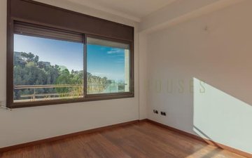 Property slide 15