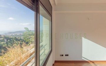 Property slide 16