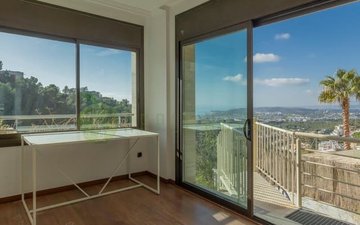 Property slide 26