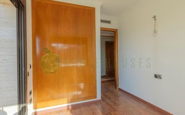 Property slide 28