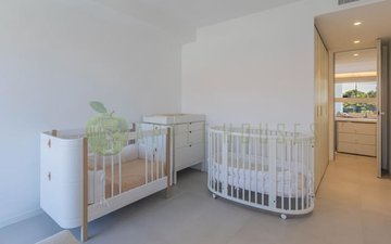 Property slide 21