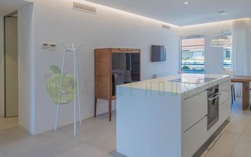 Property slide 14