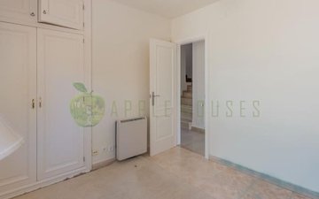 Property slide 40