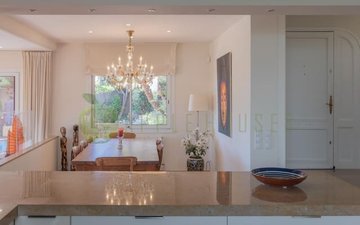 Property slide 16