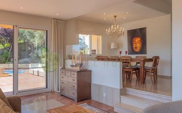 Property slide 25