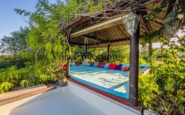 Property slide 44