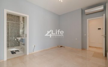 Property slide 38