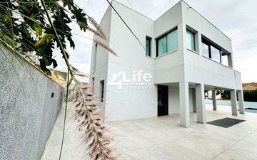 Property slide 21