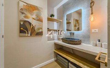 Property slide 16