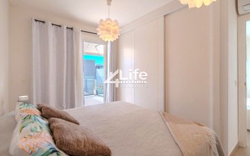 Property slide 24