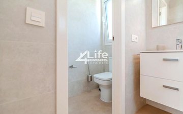 Property slide 28