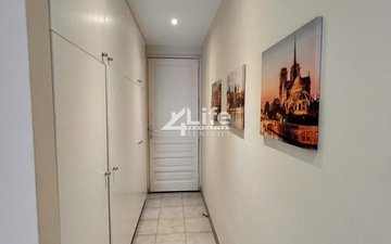 Property slide 14