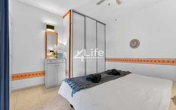 Property slide 15