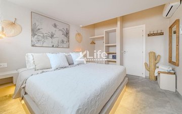 Property slide 23