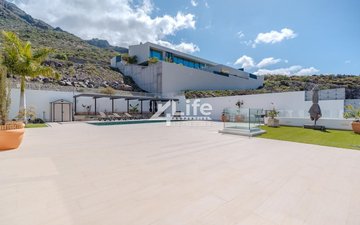 Property slide 5