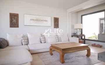 Property slide 4