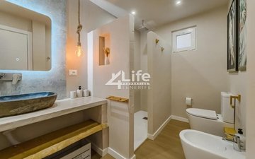 Property slide 17