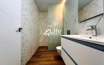 Property slide 14