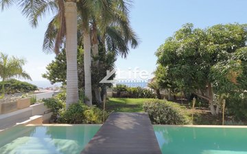 Property slide 10