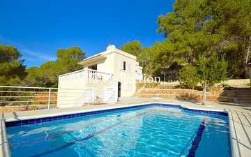 Property slide 8