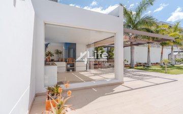 Property slide 7