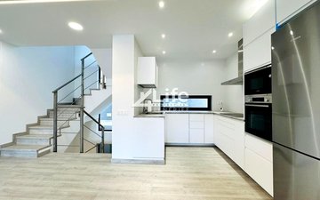 Property slide 16