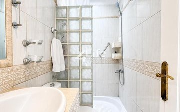 Property slide 22