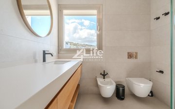Property slide 35