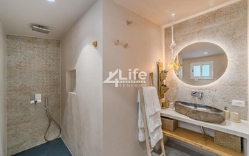 Property slide 19