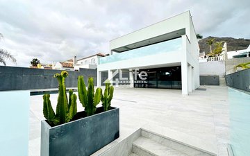 Property slide 30