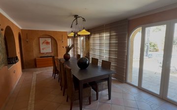 Property slide 21