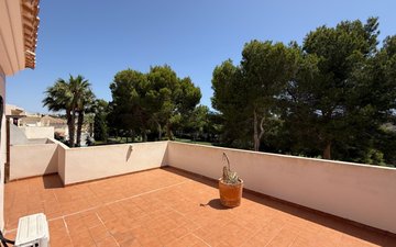 Property slide 32