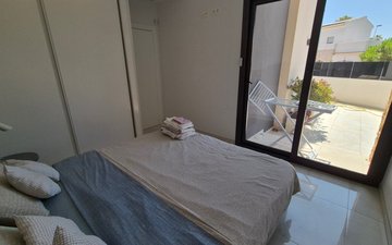 Property slide 21