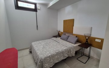 Property slide 48