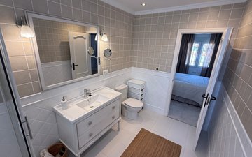 Property slide 22