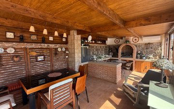 Property slide 25