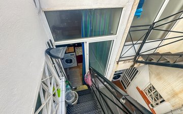 Property slide 25