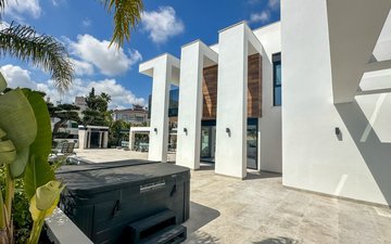 Property slide 20