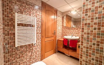 Property slide 24