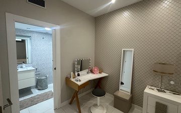 Property slide 31