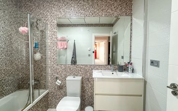 Property slide 18