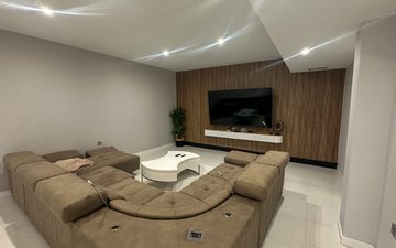 Property slide 24
