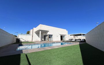 Property slide 43