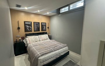 Property slide 25