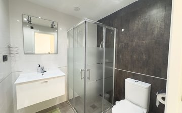 Property slide 20