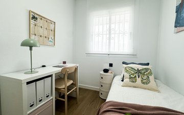 Property slide 20