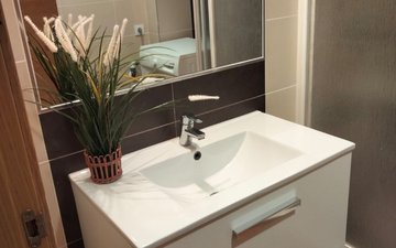 Property slide 40