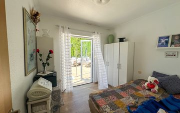 Property slide 18